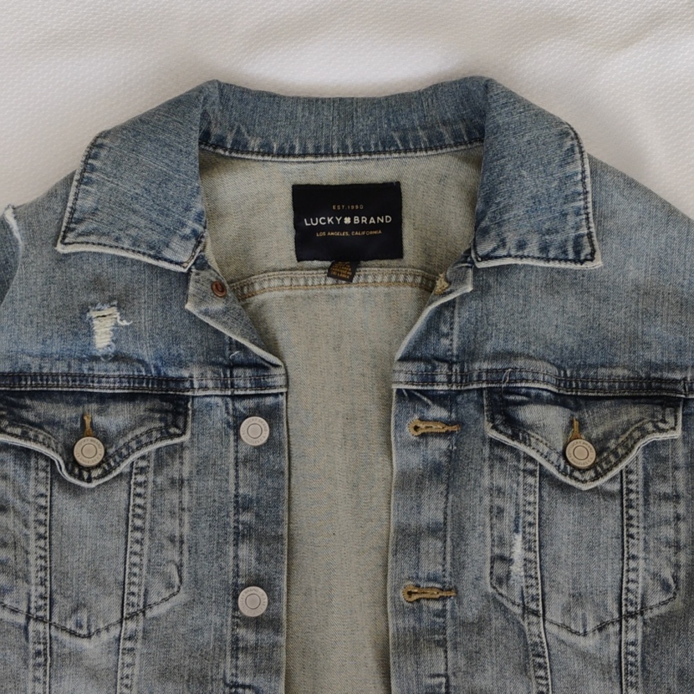 Lucky Brand Tomboy Trucker Distressed Denim Jacket - Like New Small